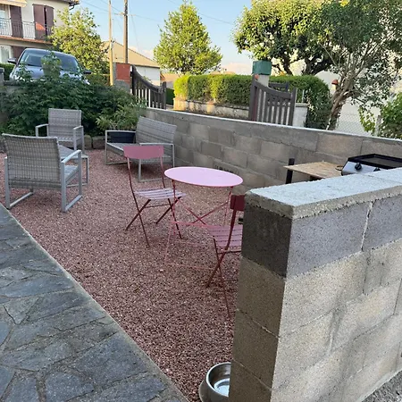 De 40m2 De Plein Pieds Dans Maison Avec Parking Et Terrasse Hébergement de vacances