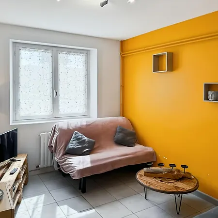 De 40m2 De Plein Pieds Dans Maison Avec Parking Et Terrasse 度假居 Jussac