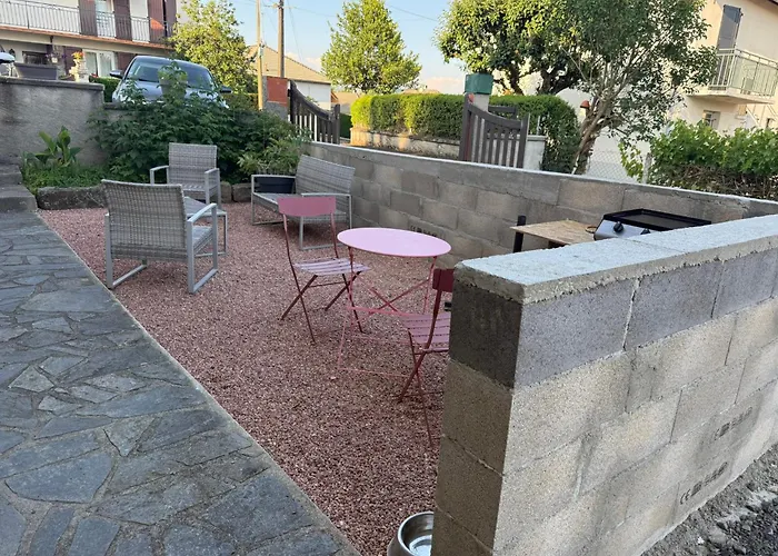 De 40m2 De Plein Pieds Dans Maison Avec Parking Et Terrasse Hébergement de vacances